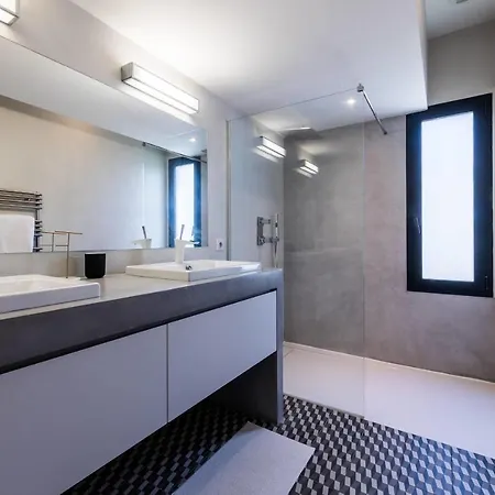 Marble Keyweek With Pool In *